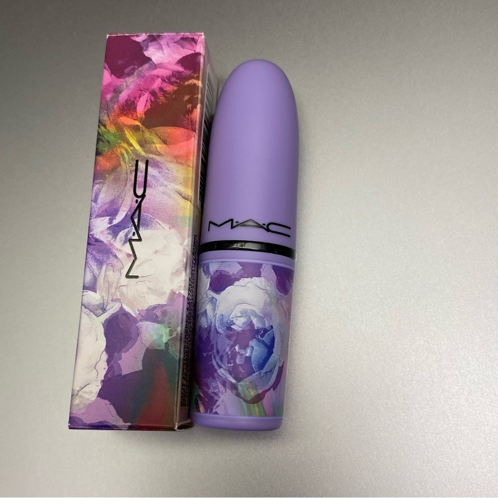 MAC “Tulip Service” Lipstick - Picture 3 of 6